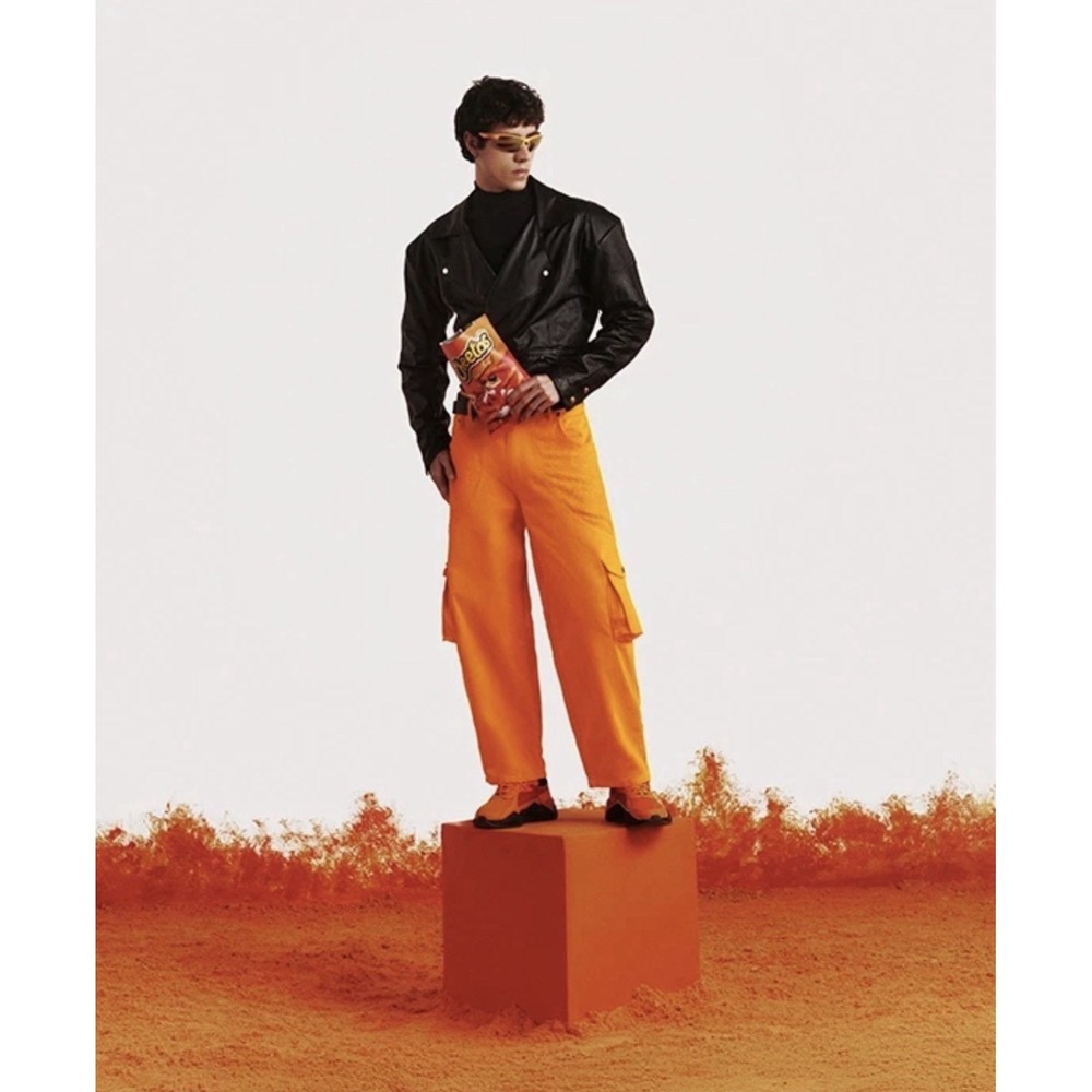 Cheetos Pants Men's Medium Orange Cargo Pants 100% Cotton NWT Limited Edition